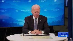 New York Post: «сэр, у вас что-то на подбородке» — Байден оконфузился на встрече с губернаторами