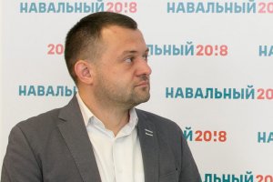 Распродажа друзей – не признак банкротства, а попытка продолжения карьеры