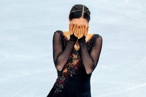 «Это просто несправедливо». Российским фигуристкам придётся соревноваться с бывшими мужчинами?