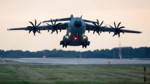 Военный самолет из Германии не может сесть в Кабуле, борт идет на дозаправку в Узбекистан