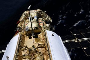 Космонавт пожаловался на скрипящие петли российской «Науки»