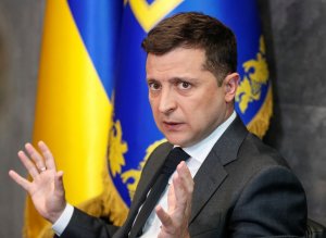 Зеленский заявил, что Украина построит «большой флот» к 2035 году   (Незалежная надеется на поддержку своих военно-морских баз со стороны Европы, Британии и США)