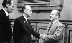 82 года назад был подписан пакт Молотова-Риббентропа