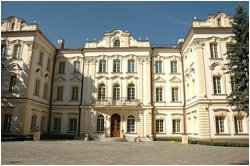 Три судьи Верховного суда Украины подали в отставку. В ближайшее время может последовать отставка еще ряда судей Верховного суда