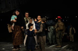 Отставные военные США эвакуировали афганцев за спиной Госдепа — ABC