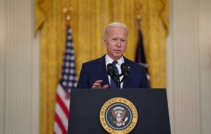 Белый дом подтвердил, что встречу Байдена и Зеленского в США отложили на 1 сентября