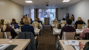 Das Erste: более 6 миллионов взрослых немцев не умеют читать и писать