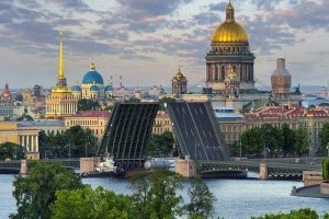 Рынок соцпитания Петербурга захватили картели