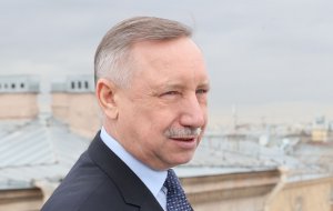 Некомпетентность чиновников Смольного подорвала экономику Петербурга