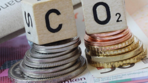 Сможет ли Минэкономразвития адаптировать Россию к «углеродному феодализму»? В России формируется рынок торговли углеродными единицами и устанавливаются правила легитимации климатических проектов