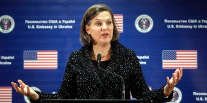 "Ъ": Россия поставила условие для выдачи визы Нуланд