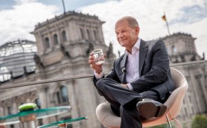 Лидер на выборах в Германии отказался позвать партию Меркель в коалицию