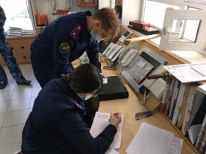 В Саратовской области возбуждены и расследуются уголовные дела о совершении противоправных действий в отношении осужденных