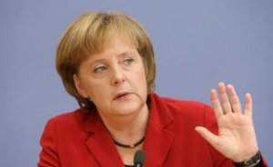 Меркель предостерегла Запад от поспешных мер против России за высокую цену на газ