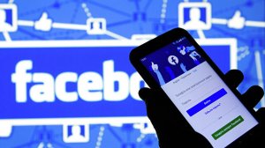 В работе социальной сети Facebook произошёл сбой в ряде стран мира. Об этом информирует портал Downdetector со ссылкой на сообщения от пользователей. В работе Facebook произошёл сбой