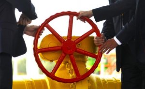 «Северный поток — 2» уперся в нового канцлера Немецкие власти не спешат с сертификацией газопровода