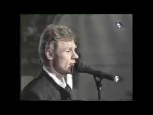 «Включили песню «Валера, Валера». Тренер пел вместе с нами». Дивеев о раздевалке сборной после победы над Словенией