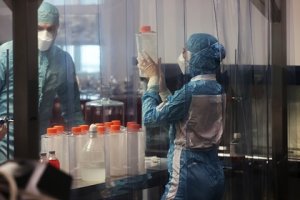 Британские СМИ извинились за фейк о краже формулы AstraZeneca