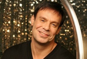 Сколько знаменитости получают на заслуженном отдыхе?