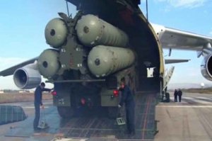 После угроз Минску от Киева, Россия перебросила в Белоруссию дивизион комплексов С-400