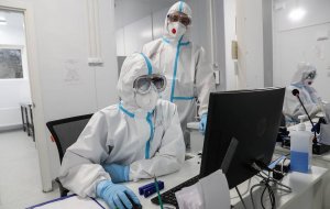 [1000+] В России за сутки зарегистрировали 1 015 смертей из-за коронавируса. Это новый максимум. Число подтвержденных случаев заражения возросло на 33 740 против 34325 днём ранее