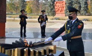 В Кишиневе погасили Вечный огонь для экономии газа
