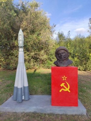 Главу Союза украинцев Португалии возмутил памятник Гагарину