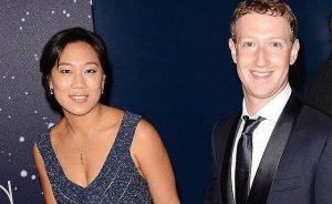 На Цукерберга и его жену подали в суд за сексдомогательства. Гонения на Facebook?