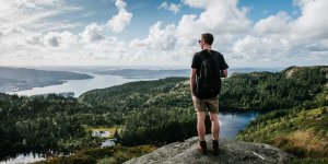 Потерявшийся турист сутки сбрасывал звонки спасателей из-за незнакомого номера