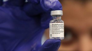 Ученые обнаружили фальсификацию части испытаний вакцины Pfizer