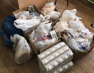 #МыВместе: В Сыктывкаре волонтеры привезли травмированной женщине продукты и помогли с получением инвалидности