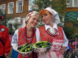 Украина впервые начала импортировать огурцы из России