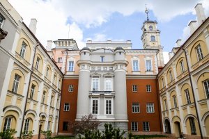 Гендерный цирк с небинарными конями – близкое будущее главного университета Литвы