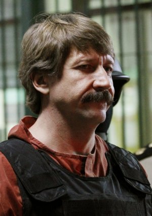 В Москве открылась выставка картин Виктора Бута