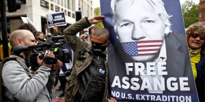 Британский суд разрешил экстрадицию Джулиана Ассанжа в США