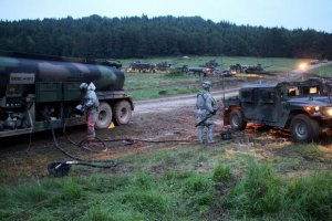 Группа румынских рабочих похитила с военной базы США дизельное топливо на сумму 2 млн долларов  (Хищение носило не разовый характер, а продолжалось в течение как минимум четырёх последних лет)