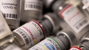 Guardian: десять уколов за одни сутки — в Новой Зеландии обнаружили «серийного прививочника»