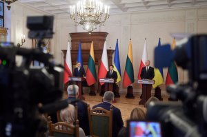 Для предотвращения возможной эскалации со стороны РФ нужны мощные превентивные санкции, а не реакция постфактум – Президент Украины