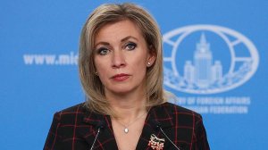Захарова назвала высказывание Блинкена о миротворцах РФ в Казахстане хамским
