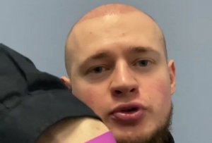 «Сейчас все повсюду поют только по-русски»: языкового активиста выгнали из ночного клуба во Львове из-за протеста против песен на русском