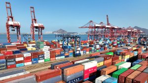 Товарооборот России и Китая в 2021 году достиг рекордных $146,88 млрд. Он вырос на 35,8%