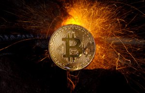 Bloomberg сообщил, что ФСБ убедила ЦБ выступить против криптовалют из-за переводов «нежелательным организациям»