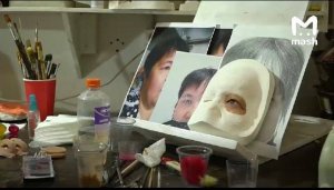 В Челябинске гримёр театра бесплатно сделала протезы для онкобольных. И выглядят они предельно естественно.