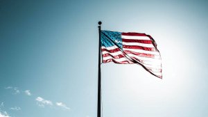 Посольство США в Минске призвало американцев немедленно покинуть Белоруссию