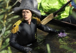 Запад - Зеленскому: пушек нет, но вы держитесь…