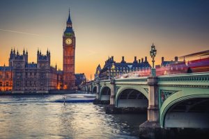 Лондон пообещал закрыть въезд «российским олигархам» в случае вторжения РФ на Украину