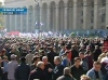 В Тбилиси у здания парламента собрались не менее 50 тысячи человек