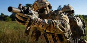 Под Харьковом из офицеров запаса формируется союзная народно-освободительная армия Украины, которая будет освобождать от нацистов Львов после участия в завершении киевской операции