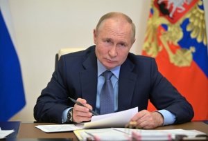 Путин подписал указ об ограничениях на вывоз из РФ и ввоз продукции и сырья