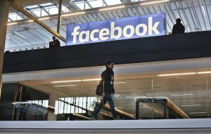 Facebook и Instagram разрешат призывы к насилию в отношении российских военных